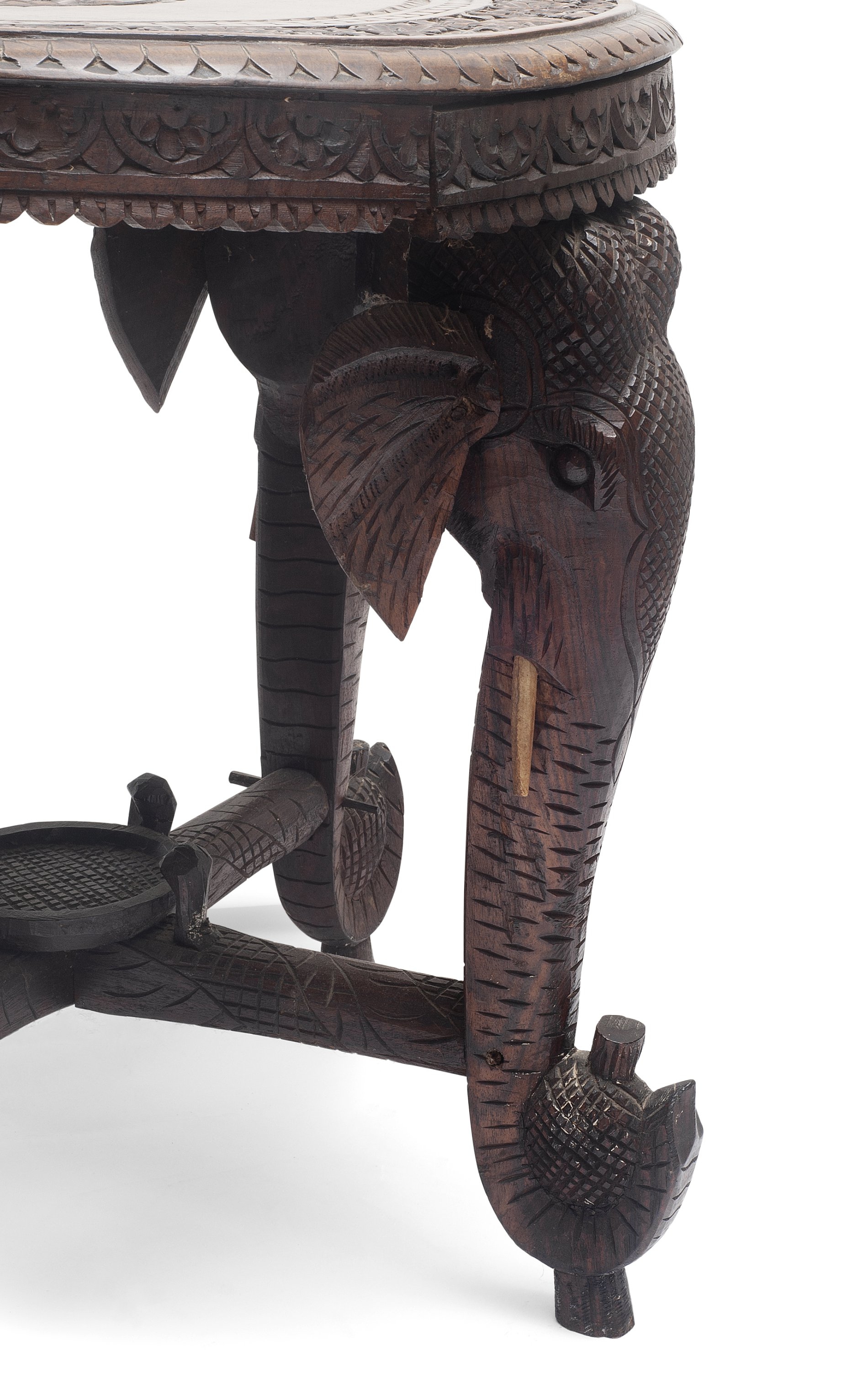 AN EARLY 20TH CENTURY INDIAN CARVED WOOD TABLE OF ELEPHANT THEME - Image 2 of 4