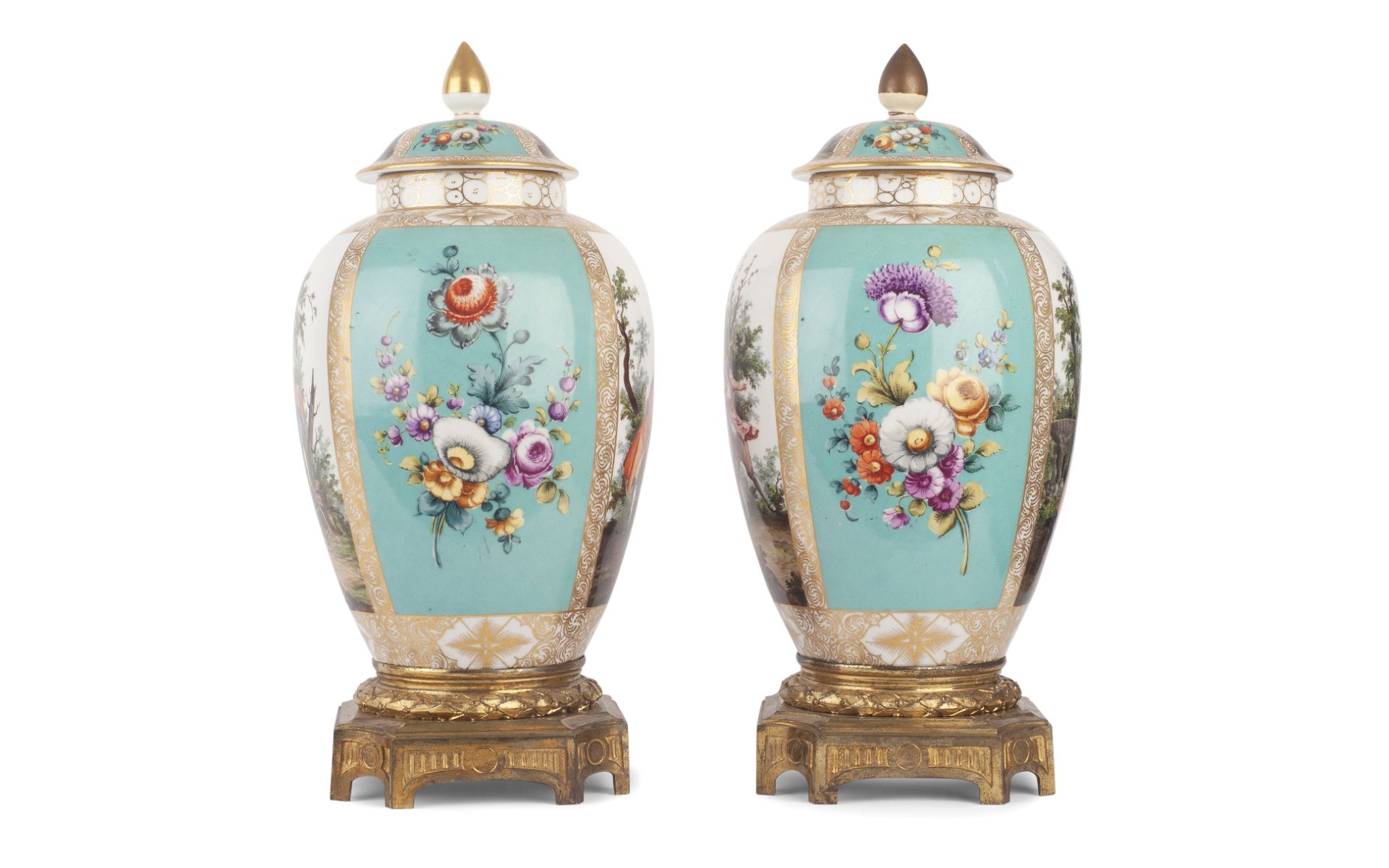 A PAIR OF 19TH CENTURY DRESDEN PORCELAIN VASES AND COVERS IN THE MANNER OF HELENA WOLFSOHN - Bild 4 aus 4