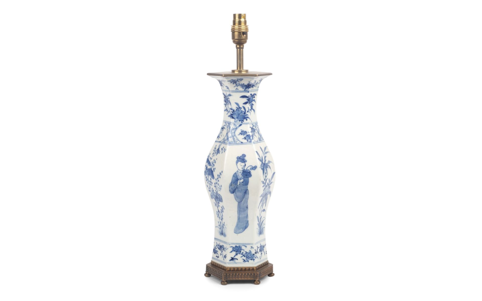 A 19TH CENTURY CHINESE BLUE AND WHITE PORCELAIN VASE ADAPTED AS A LAMP BASE