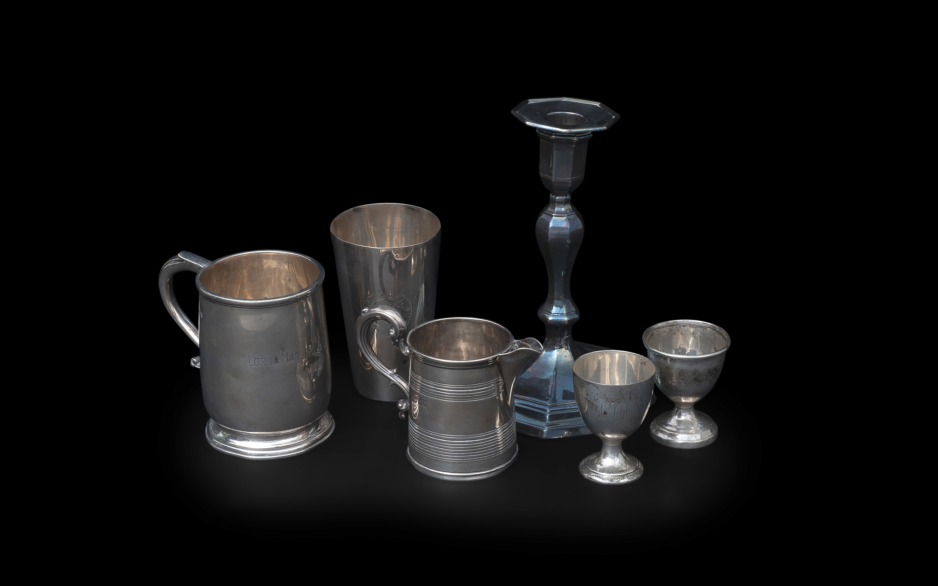 A COLLECTION OF 19TH AND EARLY 20TH CENTURY SILVER ITEMS