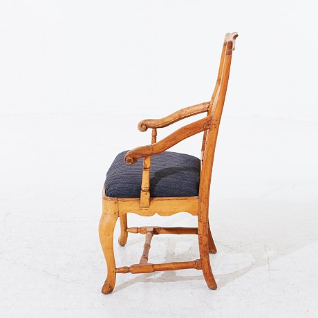 AN 18TH / 19TH CENTURY SWEDISH PROVINCIAL ARM CHAIR - Bild 3 aus 4