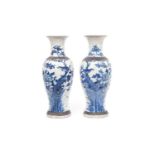 A PAIR OF EARLY 20TH CENTURY CHINESE BLUE AND WHITE PORCELAIN VASES