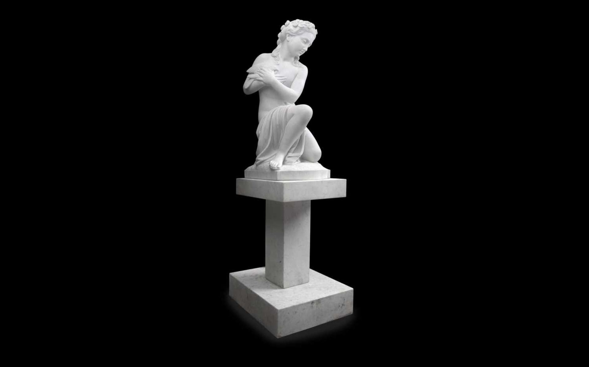 A LARGE LATE 19TH CENTURY ITALIAN MARBLE FIGURE OF A GIRL HOLDING A BIRD BY ROMANELLI - Image 2 of 9