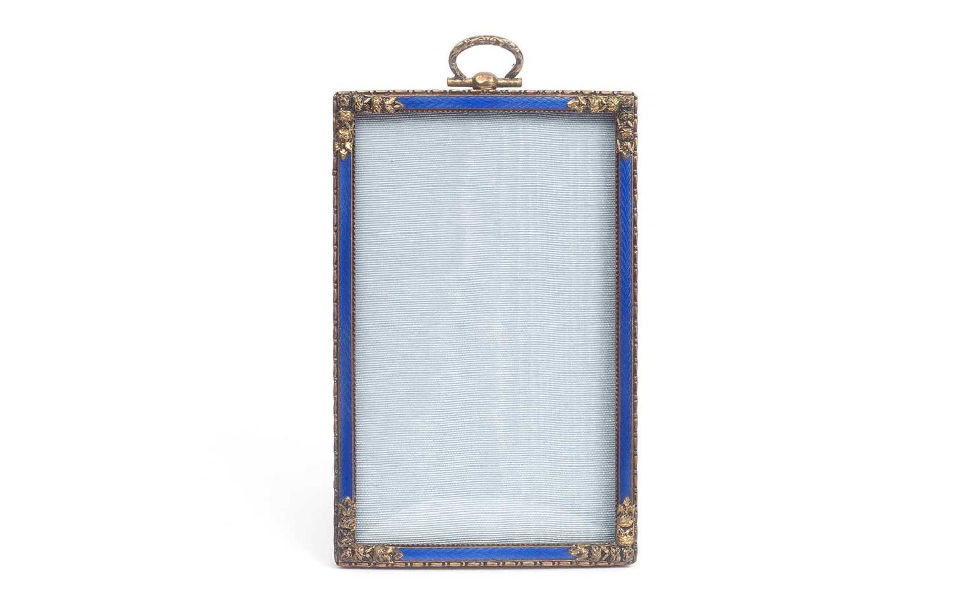 AN EARLY 20TH CENTURY ENAMEL AND PARCEL GILT PHOTOGRAPH FRAME - Image 2 of 2