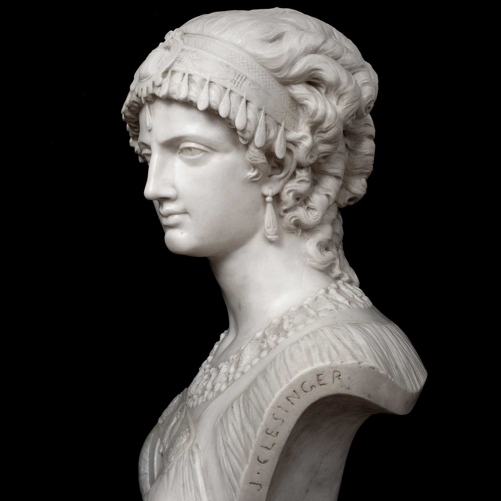 JEAN-BAPTISTE CLESINGER (FRENCH, 1814-1883): A MARBLE BUST OF CLEOPATRA - Image 2 of 4