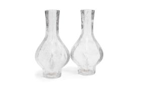 ATTRIBUTED TO BACCARAT: A PAIR OF LATE 19TH CENTURY 'JAPONISME' CRYSTAL GLASS VASES