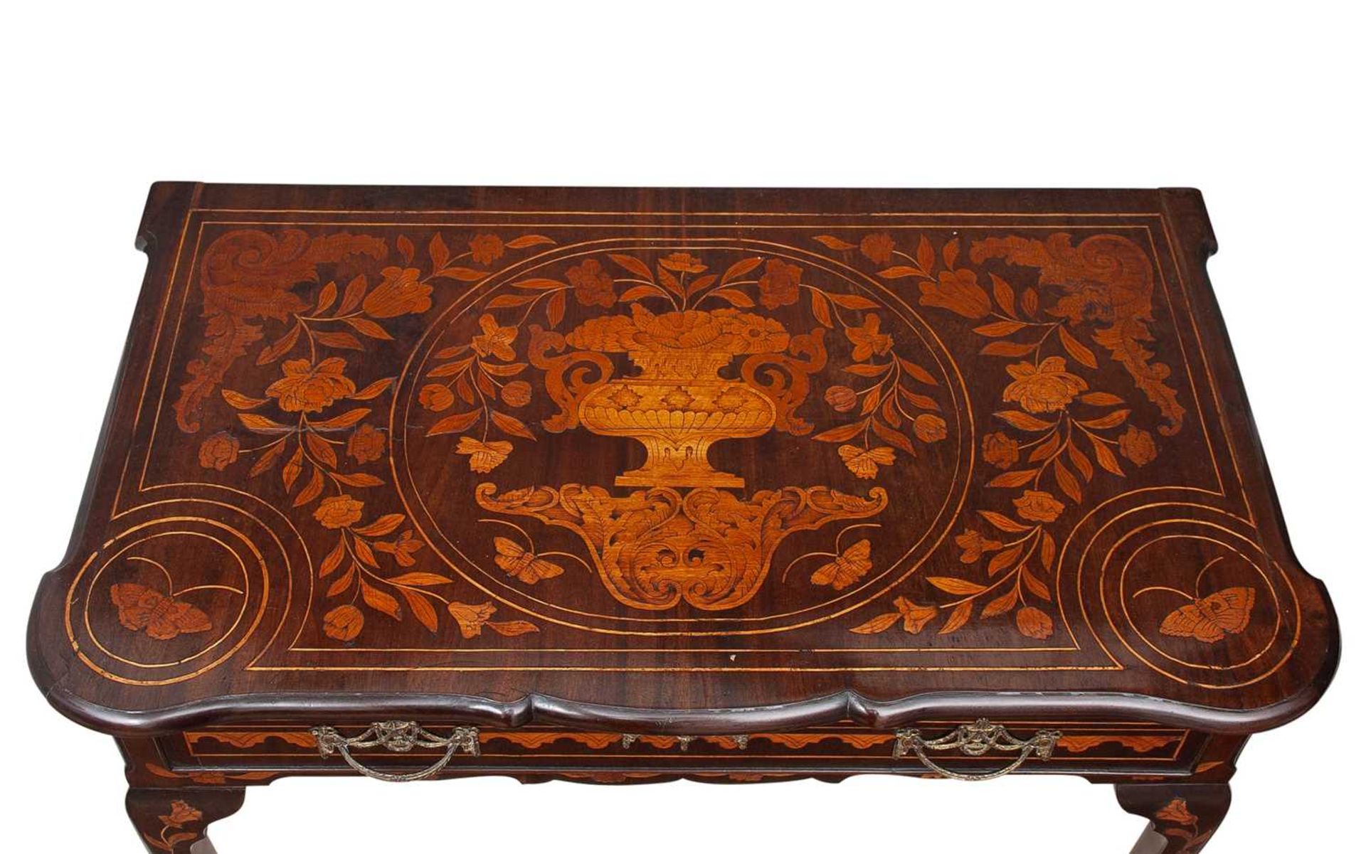 AN 18TH CENTURY DUTCH MARQUETRY TEA TABLE - Image 3 of 3
