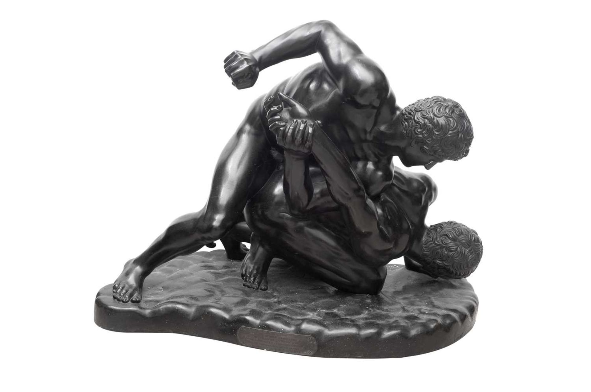 AFTER THE ANTIQUE: A LARGE LATE 19TH / EARLY 20TH CENTURY BRONZE OF THE WRESTLERS