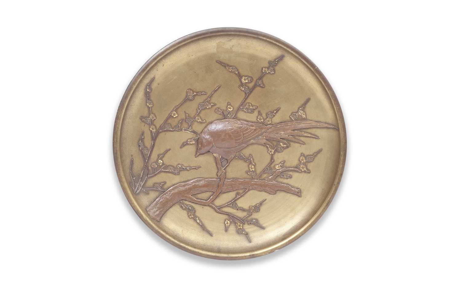 A FINE LATE 19TH CENTURY JAPANESE MEIJI PERIOD BRONZE DISH INLAID WITH GOLD