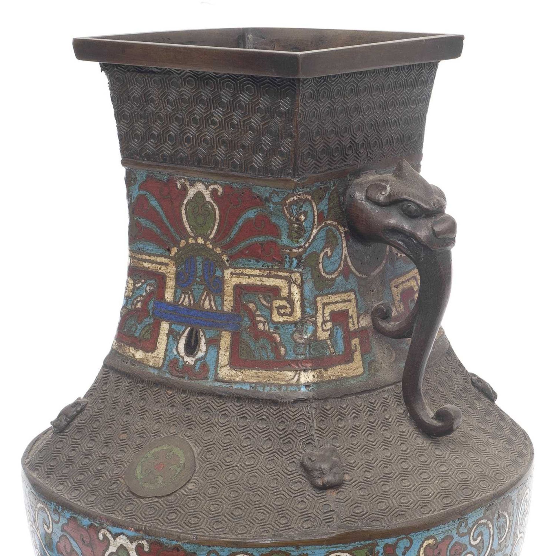 A CHINESE ARCHAIC STYLE BRONZE AND ENAMEL VASE - Image 3 of 3