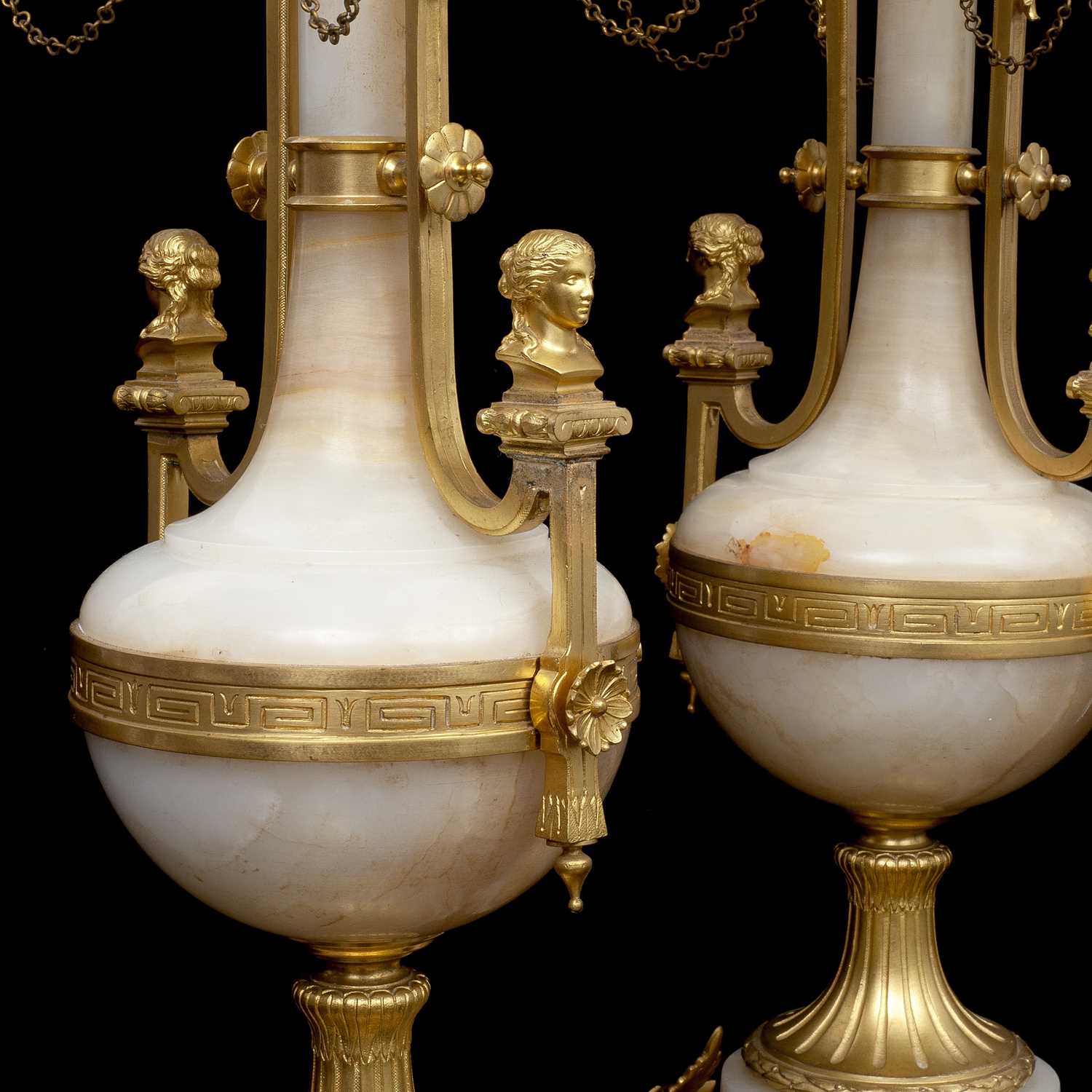 A FINE PAIR OF LATE 19TH CENTURY FRENCH GILT BRONZE AND ALGERIAN ONYX CANDELABRA - Image 2 of 4