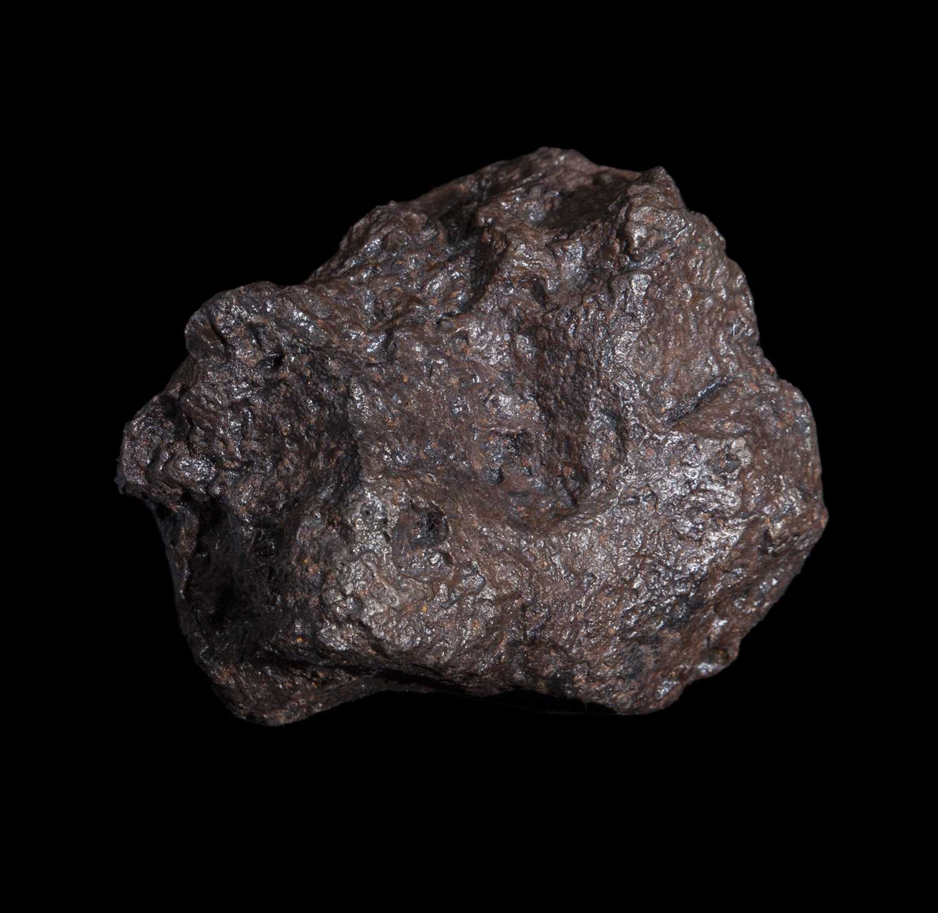 A NICKEL IRON METEORITE FROM CAMPO DE CIELO, ARGENTINA, 4KG - Bild 2 aus 2