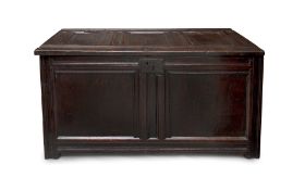 A 16TH CENTURY ENGLISH OAK COFFER