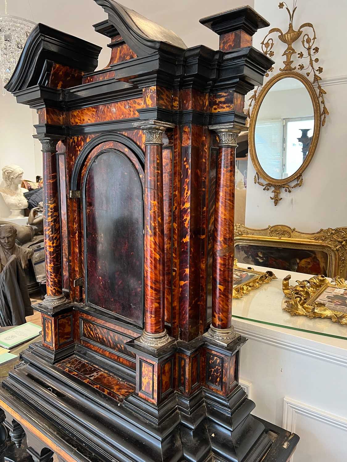 A LATE 17TH / EARLY 18TH CENTURY ITALIAN BAROQUE TORTOISESHELL CABINET ON LATER STAND - Image 9 of 10