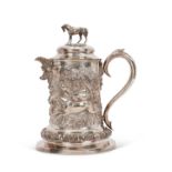 A FINE AND LARGE 19TH CENTURY SILVER PITCHER OF EQUESTRIAN THEME, LONDON, 1865