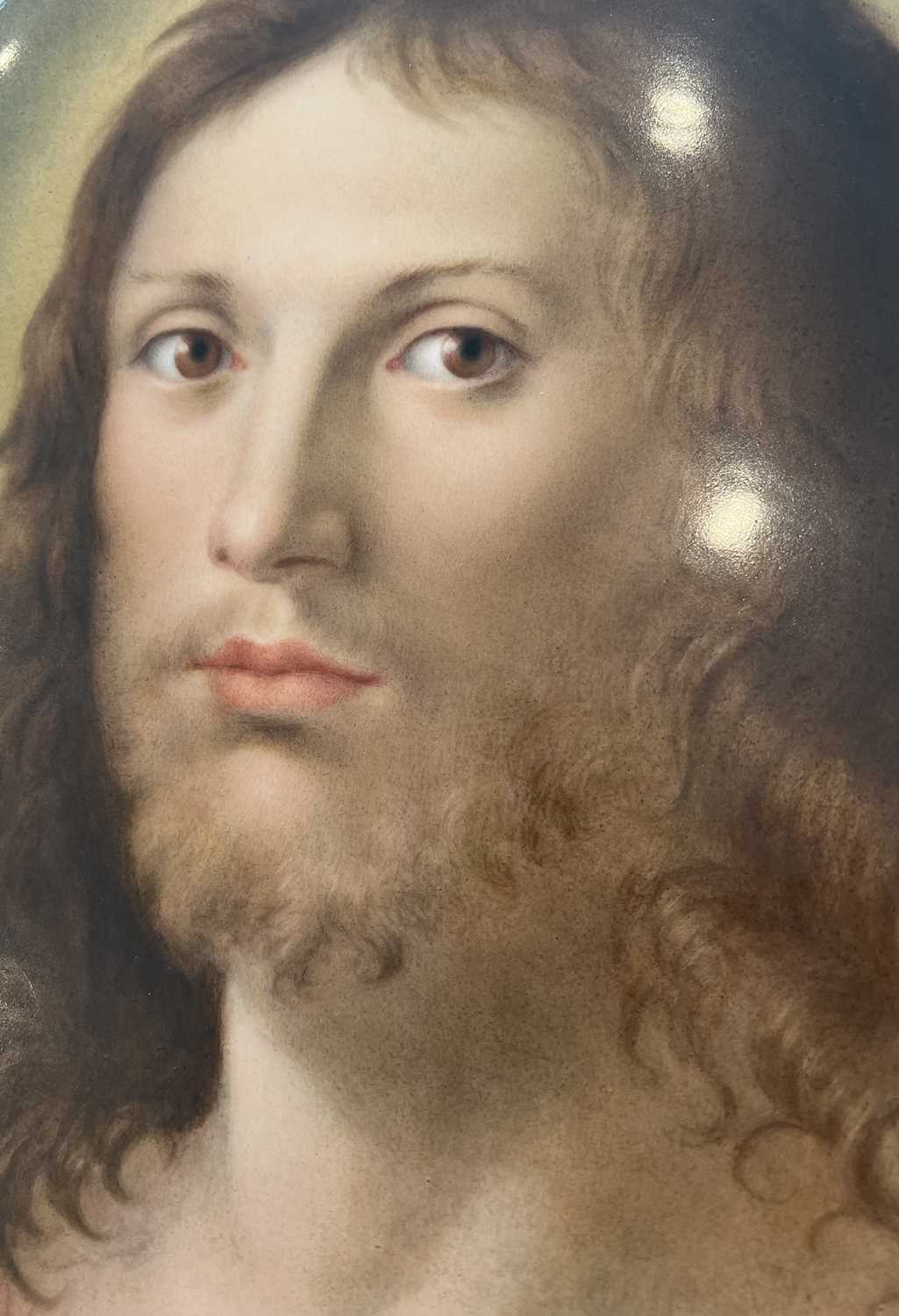 A RARE AND LARGE KPM PORCELAIN PLAQUE DEPICTING THE HEAD OF CHRIST - Image 3 of 5