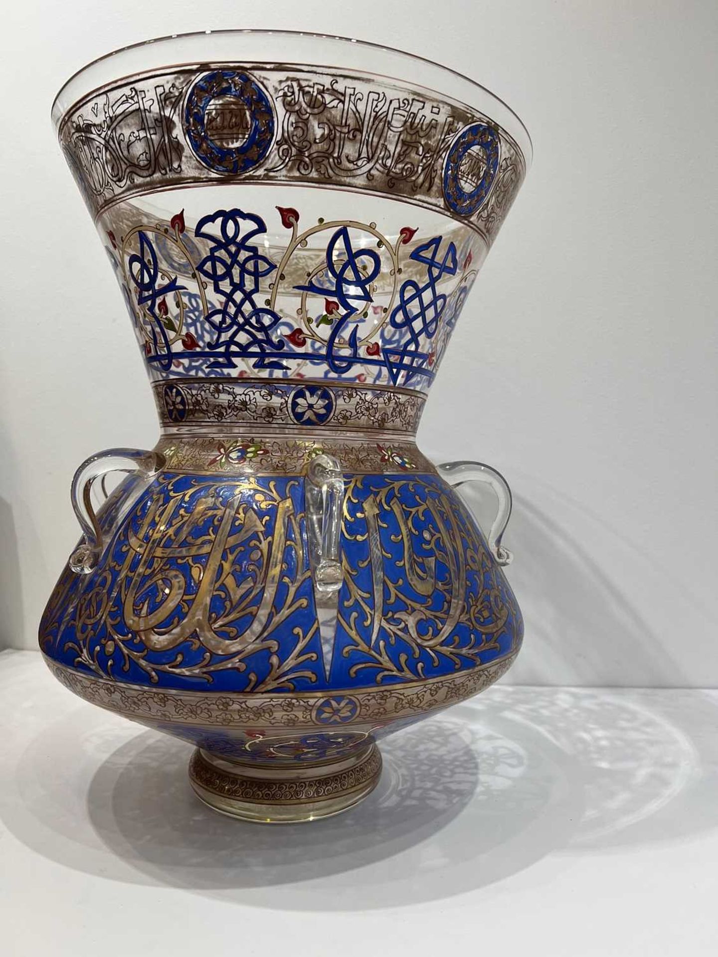 A LARGE MAMLUK REVIVAL ENAMELLED GLASS MOSQUE LAMP IN THE MANNER OF BROCARD - Image 7 of 9