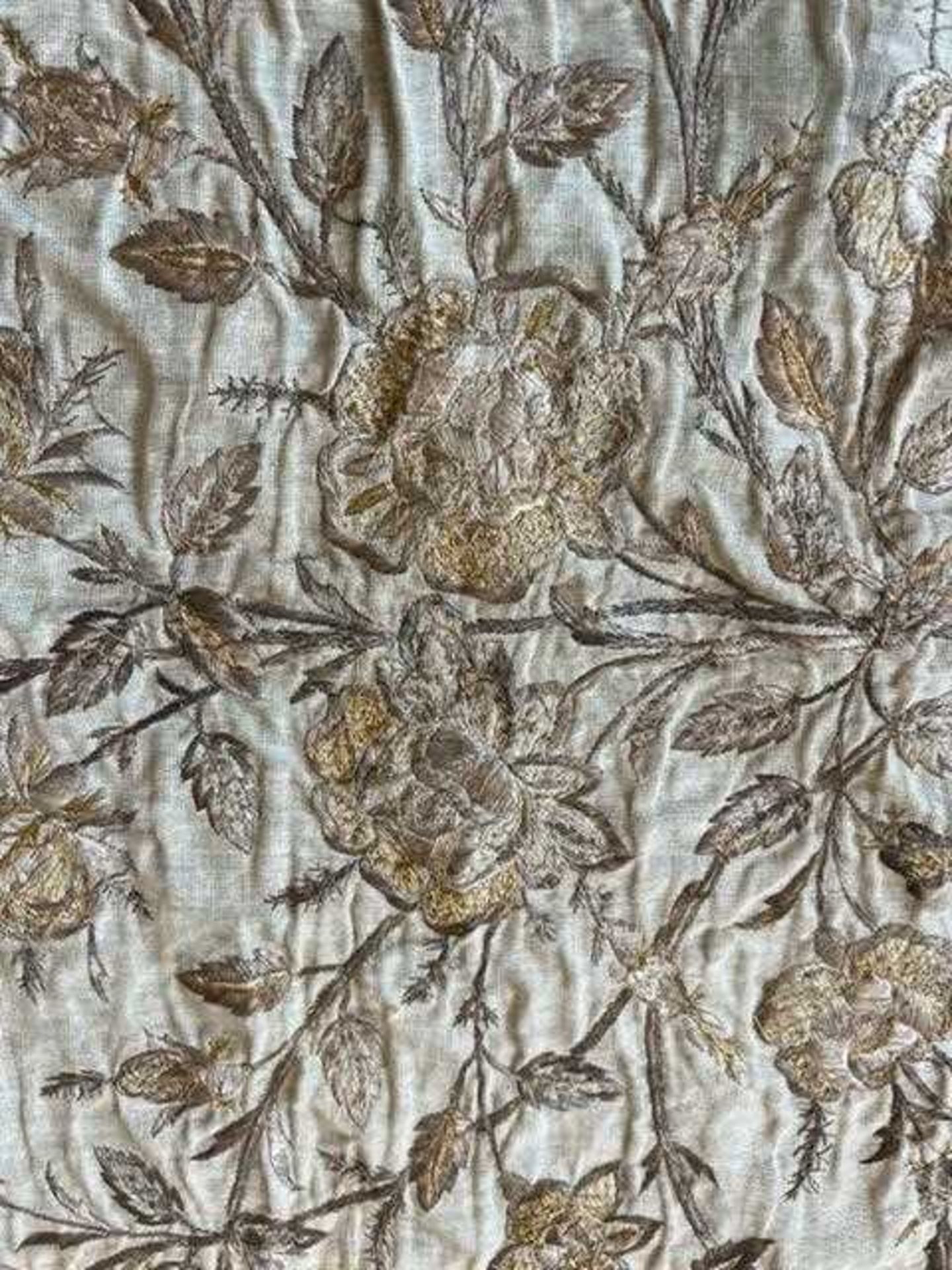 A 19TH CENTURY OTTOMAN GOLD AND SILVER THREAD EMBROIDERED BANNER - Image 7 of 18