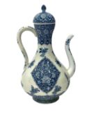 A CHINESE KANGXI PERIOD PORCELAIN EWER FOR THE ISLAMIC MARKET, EARLY 18TH CENTURY