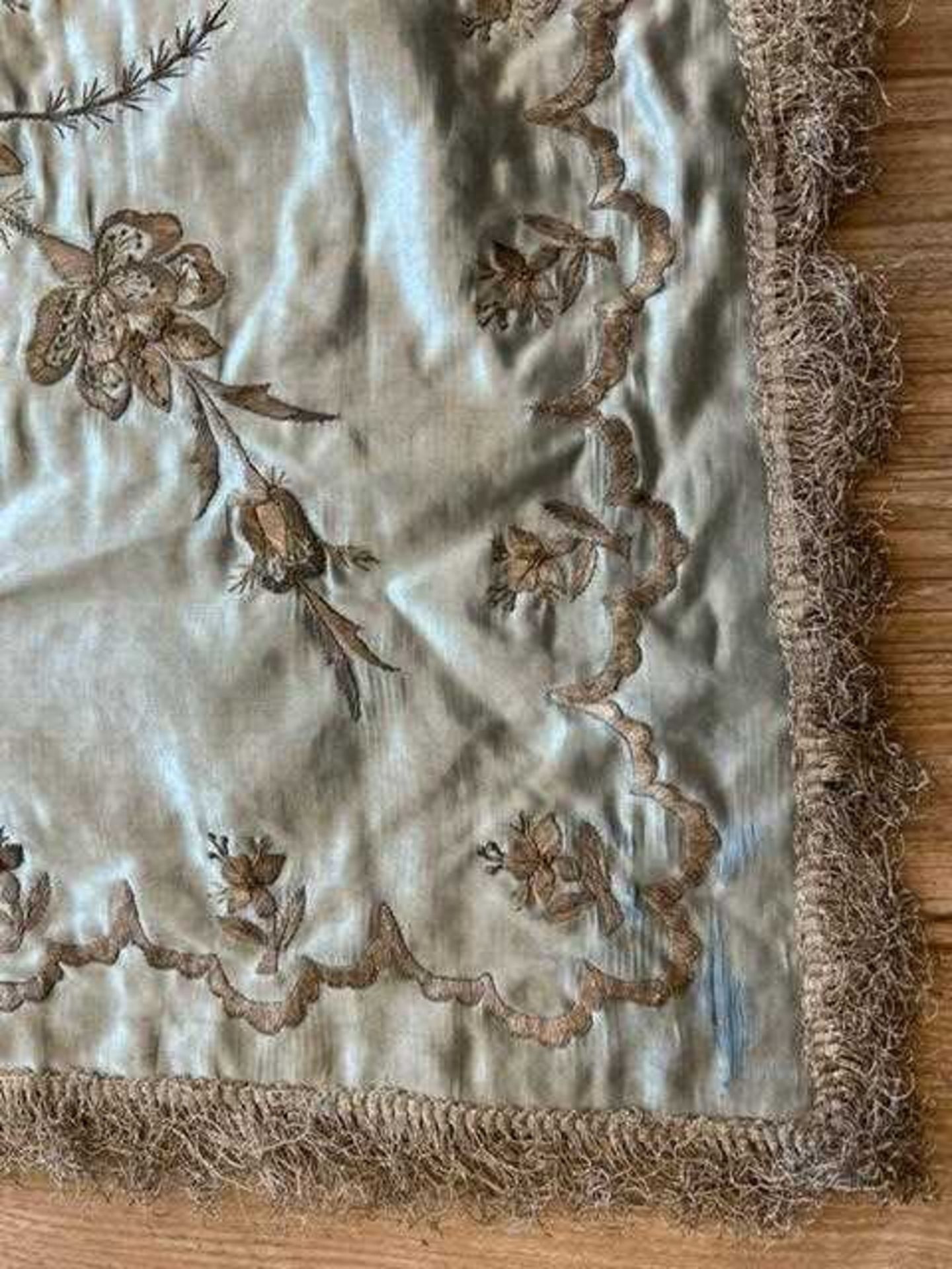 A 19TH CENTURY OTTOMAN GOLD AND SILVER THREAD EMBROIDERED BANNER - Image 8 of 18