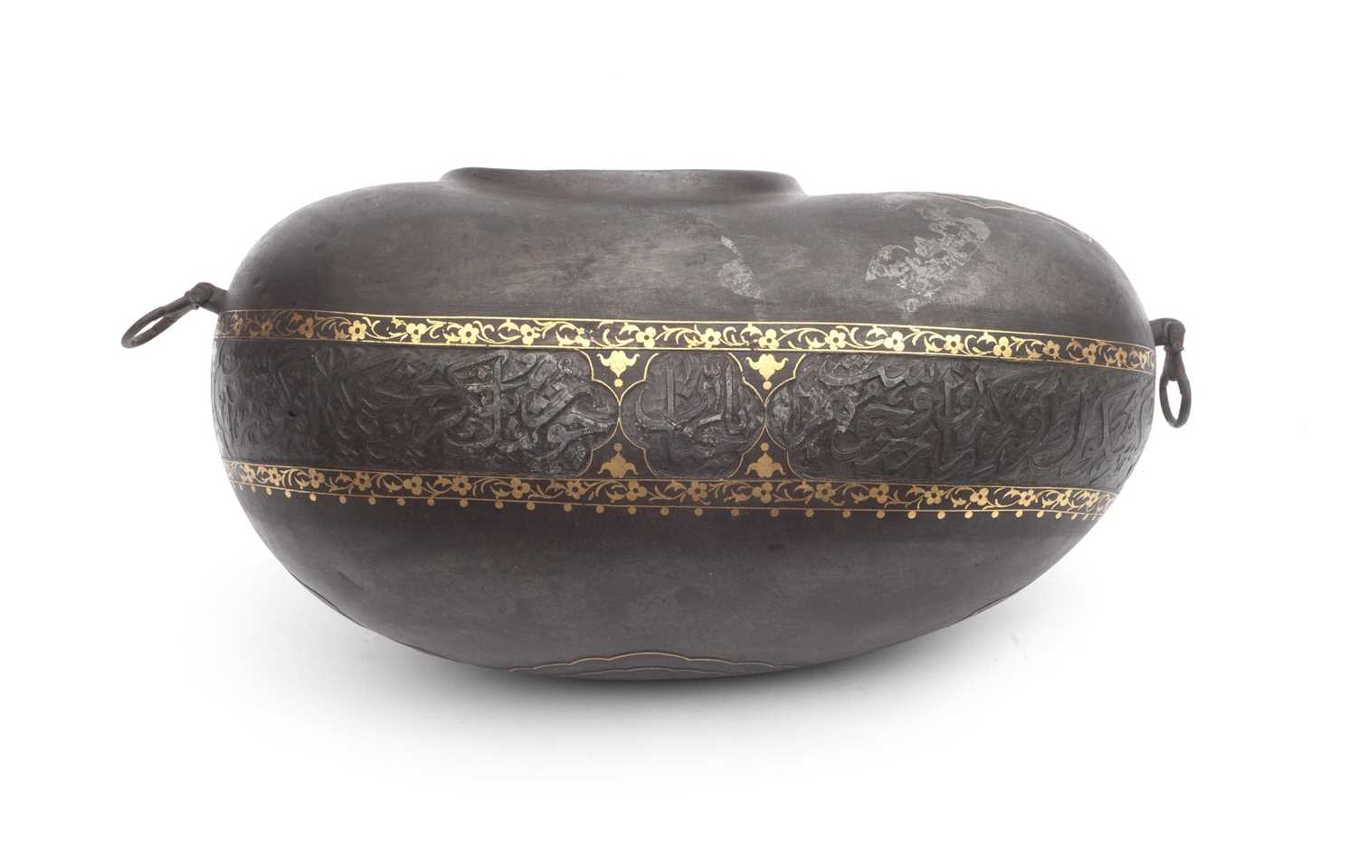 A PERISAN GOLD DAMASCENED STEEL BEGGING BOWL (KASHKUL), IRAN - Image 5 of 7