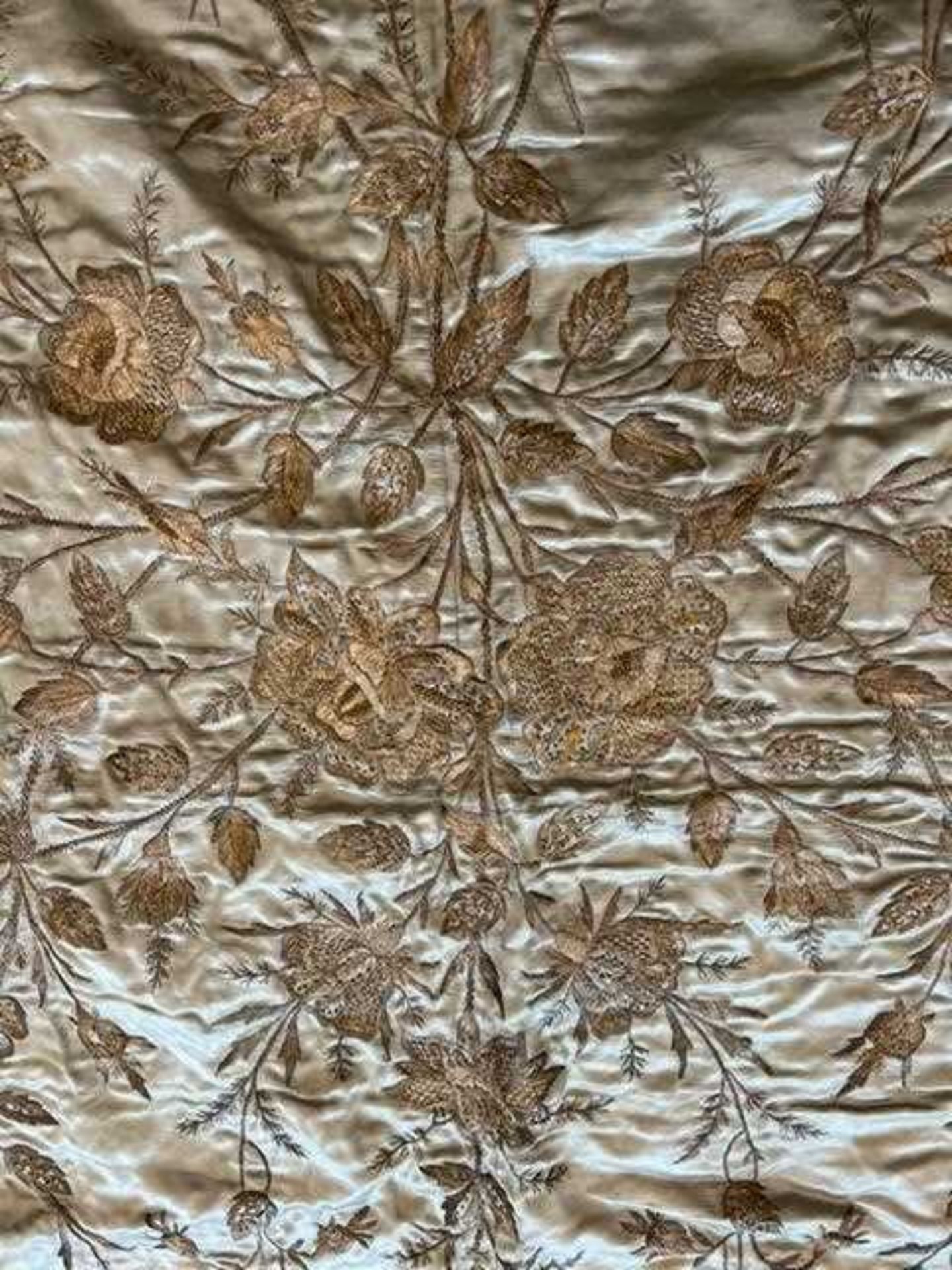 A 19TH CENTURY OTTOMAN GOLD AND SILVER THREAD EMBROIDERED BANNER - Image 16 of 18