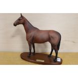 A ROYAL DOULTON LARGE ARKLE RACEHORSE FIGURE ON PLINTH