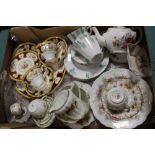 A TRAY OF ASSORTED CHINA TO INCLUDE ROYAL ALBERT