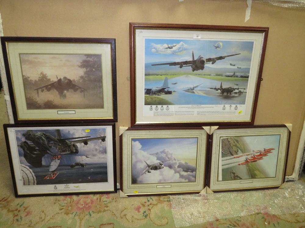 A COLLECTION OF FRAMED AND GLAZED AVIATION PRINTS TO INCLUDE AN RAF LIMITED EDITION 'ESTNE FINIS