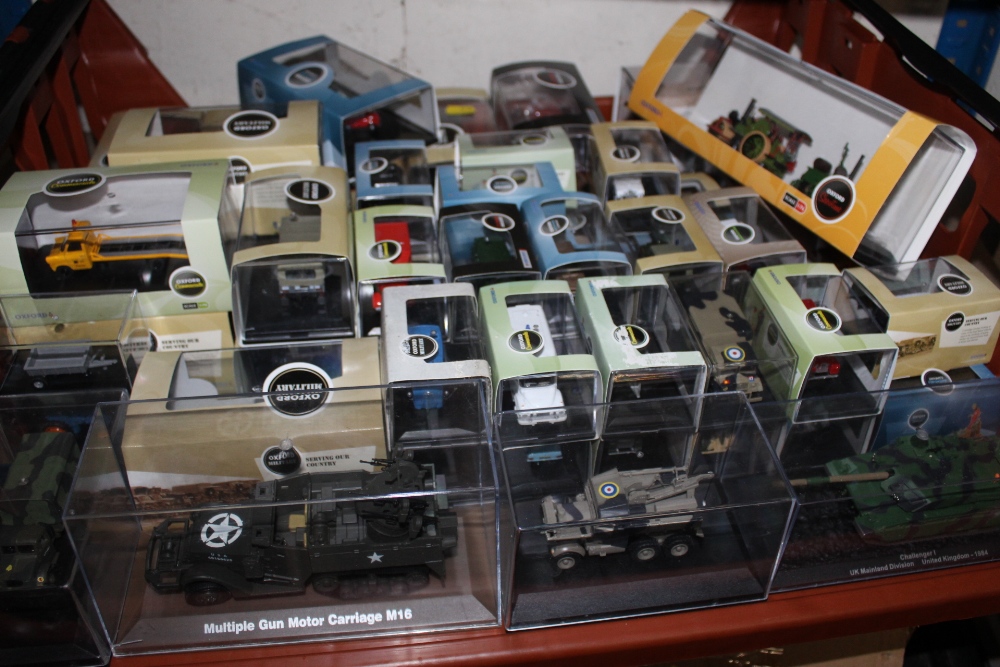 TWO TRAYS OF OXFORD DIE CAST MODEL CARS, TANKS, ETC. - Image 3 of 7