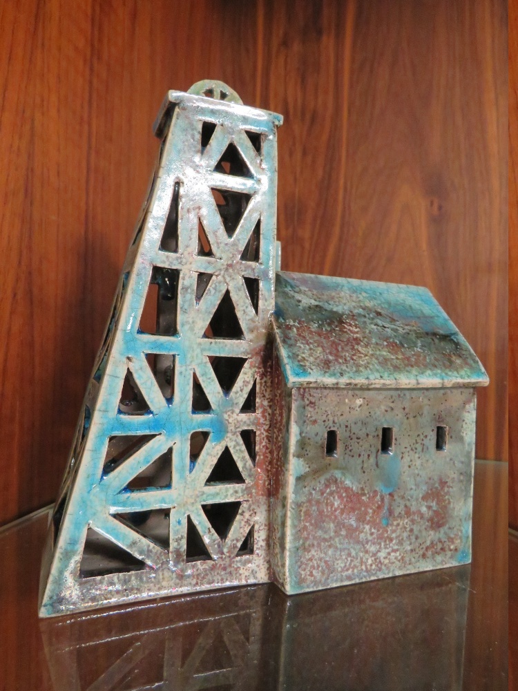 A STUDIO POTTERY FIGURE OF A MINING BUILDING MARKED PITHEAD N.S. TO BASE, TOGETHER WITH A STUDIO - Image 2 of 3