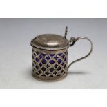 AN ANTIQUE SILVER MUSTARD POT - BIRMINGHAM 1931