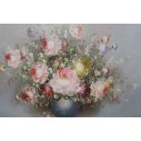 A LARGE FAMED OIL ON CANVAS STILL LIFE STUDY OF FLOWERS IN A VASE SIGNED ABRAMSON LOWER RIGHT