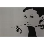 A COLLECTION OF ASSORTED MODERN PICTURES TO INCLUDE A LARGE CANVAS PRINT OF AUDREY HEPBURN - 90 X 90