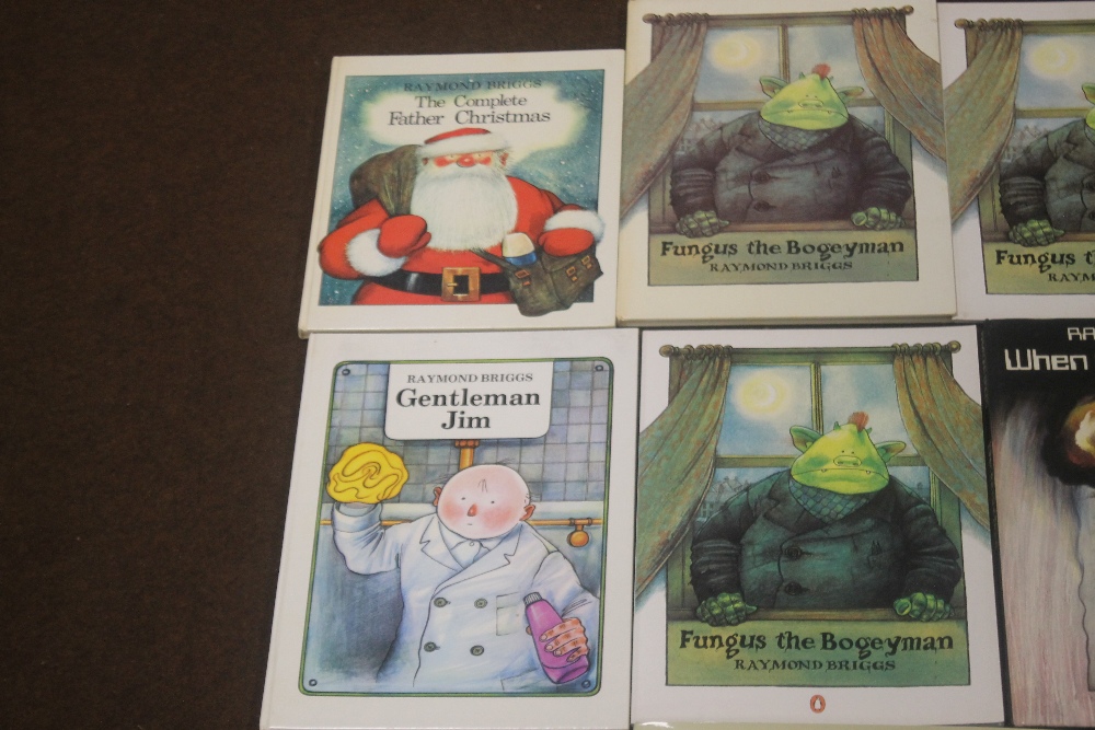 A SET OF RAYMOND BRIGGS BOOKS, MAINLY FIRST EDITIONS TOGETHER WITH LADYBIRD AND I-SPY AVIATION - Image 6 of 7