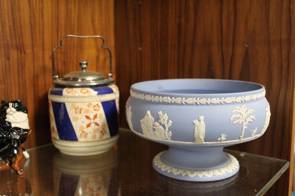 A BLUE WEDGWOOD JASPERWARE IMPERIAL FOOTED BOWL TOGETHER WITH A CRACKER BARREL