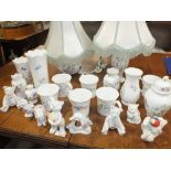 A COLLECTION OF AYNSLEY CERAMICS TO INCLUDE WILD TUDOR TABLE LAMPS