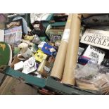 THREE TRAYS OF CRICKET RELATED COLLECTABLES TO INCLUDE CLOCKS, WISDEN CALENDAR ETC