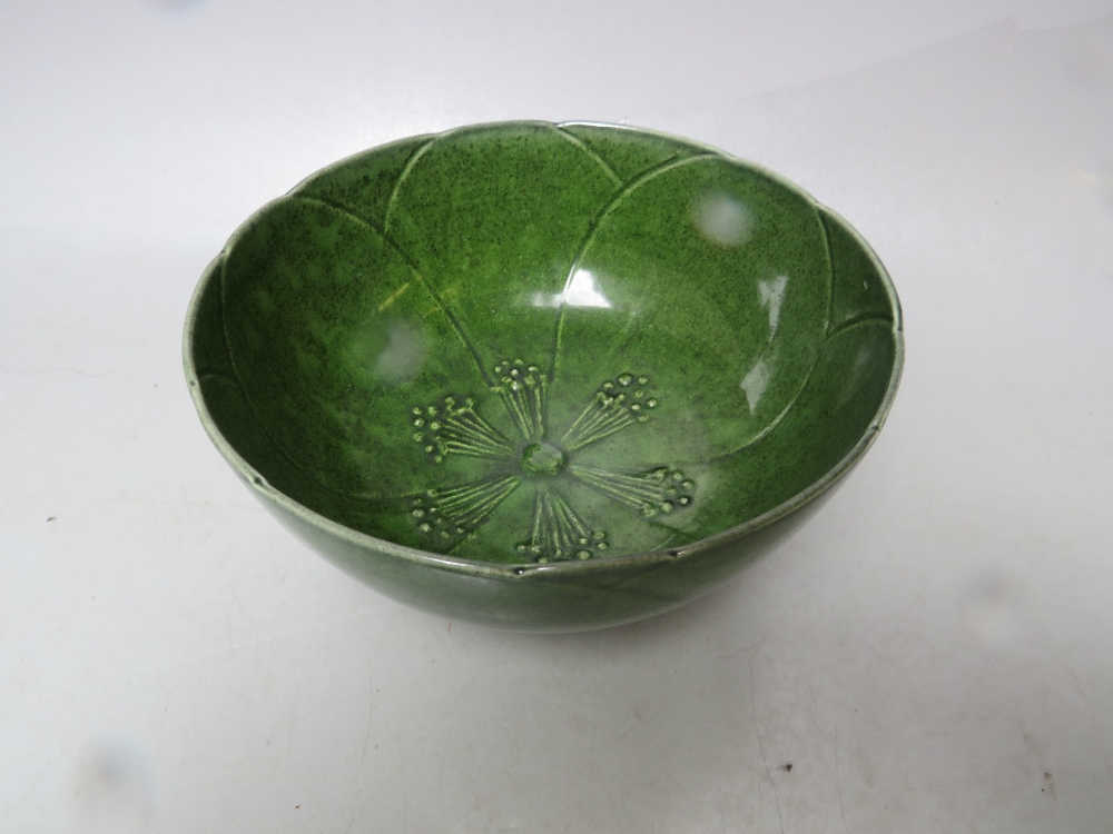 A PILKINGTON LANCASTRIAN GREEN LOTUS TYPE BOWL, impressed marks to base, H 7 cm, Dia. 14 cm