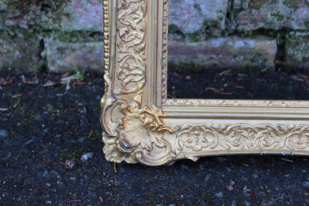 A 19TH CENTURY DECORATIVE GOLD FRAME WITH CORNER EMBELLISHMENTS, frame W 5.5 cm, rebate 54 x 44 cm - Image 5 of 6