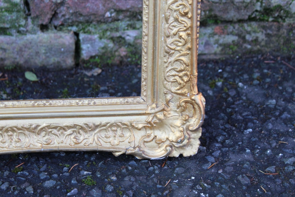A 19TH CENTURY DECORATIVE GOLD FRAME WITH CORNER EMBELLISHMENTS, frame W 5.5 cm, rebate 54 x 44 cm - Image 4 of 6