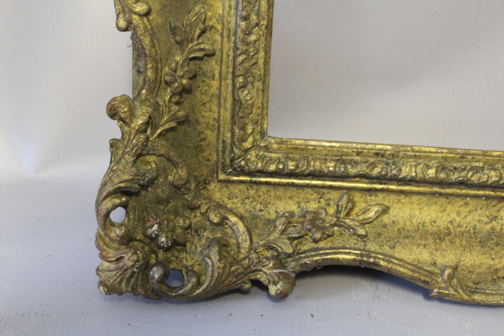 A PAIR OF TWENTIETH CENTURY SWEPT FRAMES, width of frame 8.5 cm, rebate 57 x 46 cm (2) - Image 7 of 8