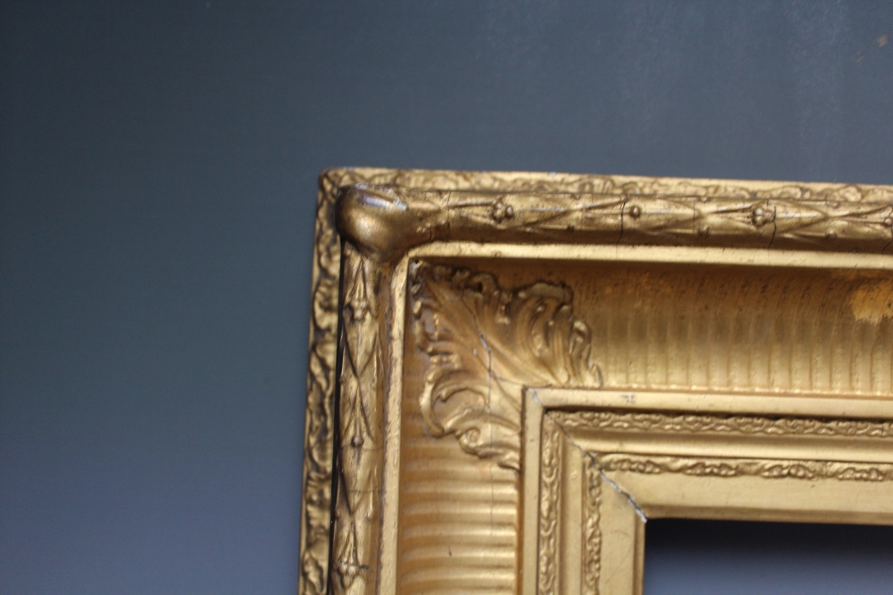A 19TH CENTURY GOLD FRAME WITH ACANTHUS LEAF DESIGN TO OUTER EDGE, frame W 11 cm, rebate 37 x 28 cm - Image 3 of 7
