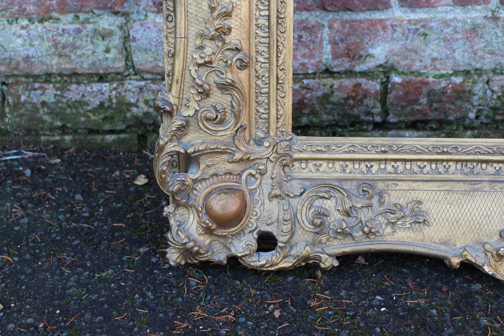 A 19TH CENTURY GOLD SWEPT FRAME, frame W 14 cm, rebate 71 x 61cm - Image 6 of 8