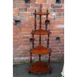 A MID VICTORIAN MAHOGANY FOUR TIER CORNER WOT-NOT, H 144 cm