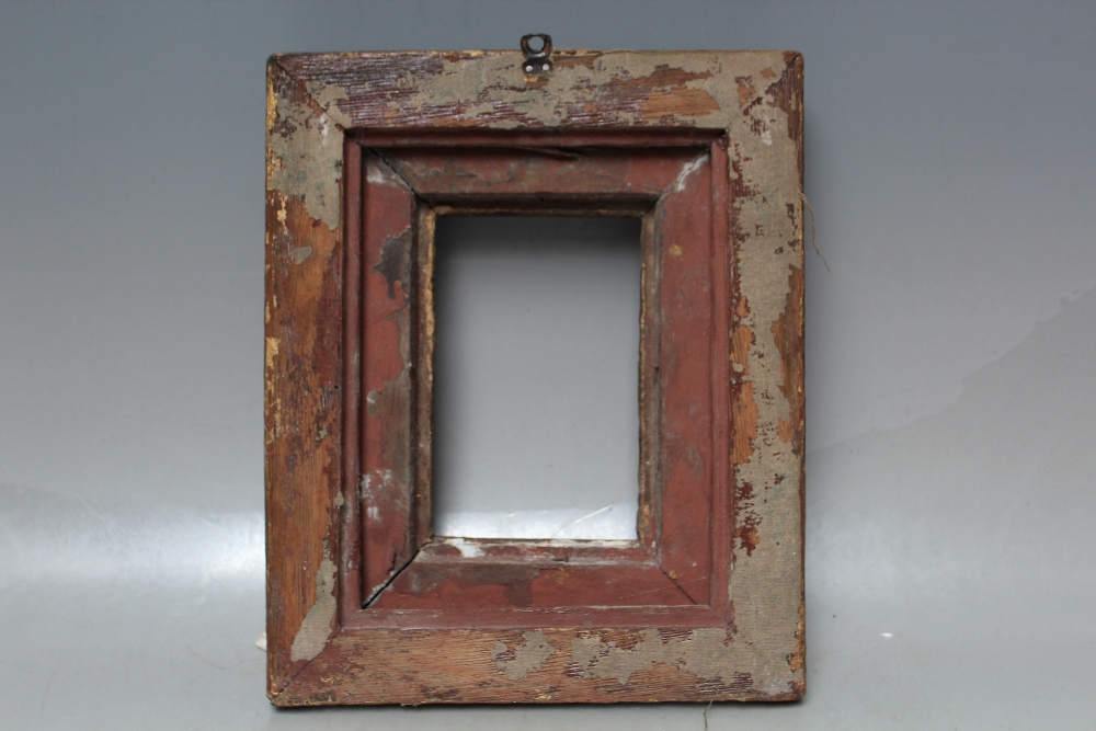 AN 18TH CENTURY GRADUATED FRAME, overall frame W 6 cm, rebate 15 x 10 cm - Image 4 of 4