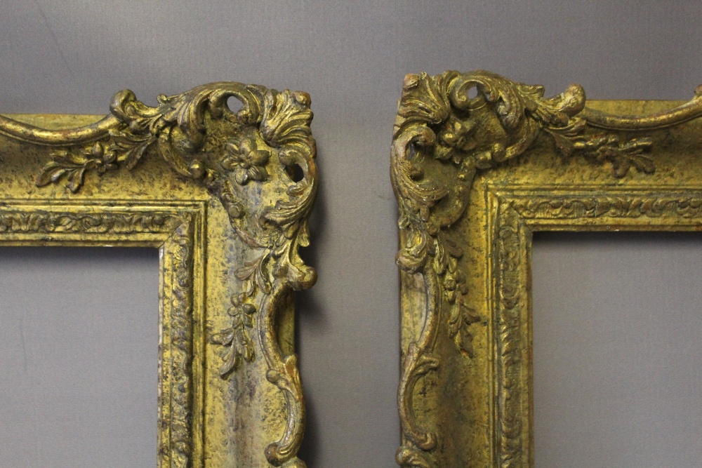 A PAIR OF TWENTIETH CENTURY SWEPT FRAMES, width of frame 8.5 cm, rebate 57 x 46 cm (2) - Image 3 of 8