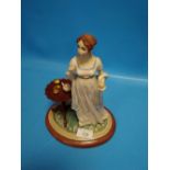 A PORCELAIN FIGURINE 'ELINOR'