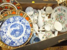A TRAY OF ASSORTED CERAMICS TO INCLUDE A QUANTITY OF AYNSLEY PEMBROKE CERAMICS, BLUE AND WHITE