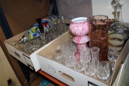 TWO TRAY OF GLASSWARE TO INCLUDE A LARGE END OF DAY FISH